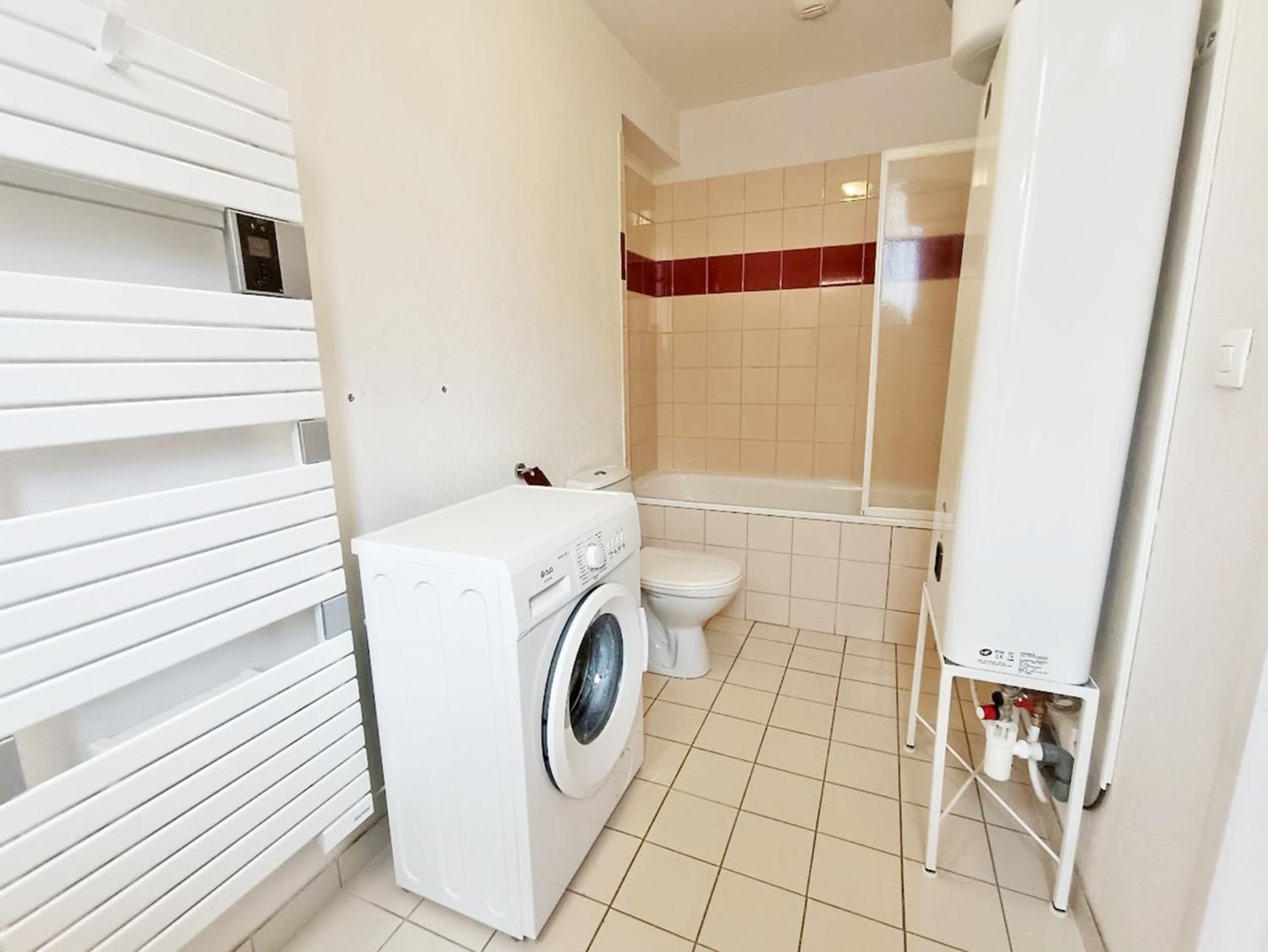 Apartmán Il Etait Une Fois Luchon, T2, Centre Luchon, Wifi, Casier A Skis, Ascenseur, 4 Personnes Bagnères-de-Luchon Exteriér fotografie